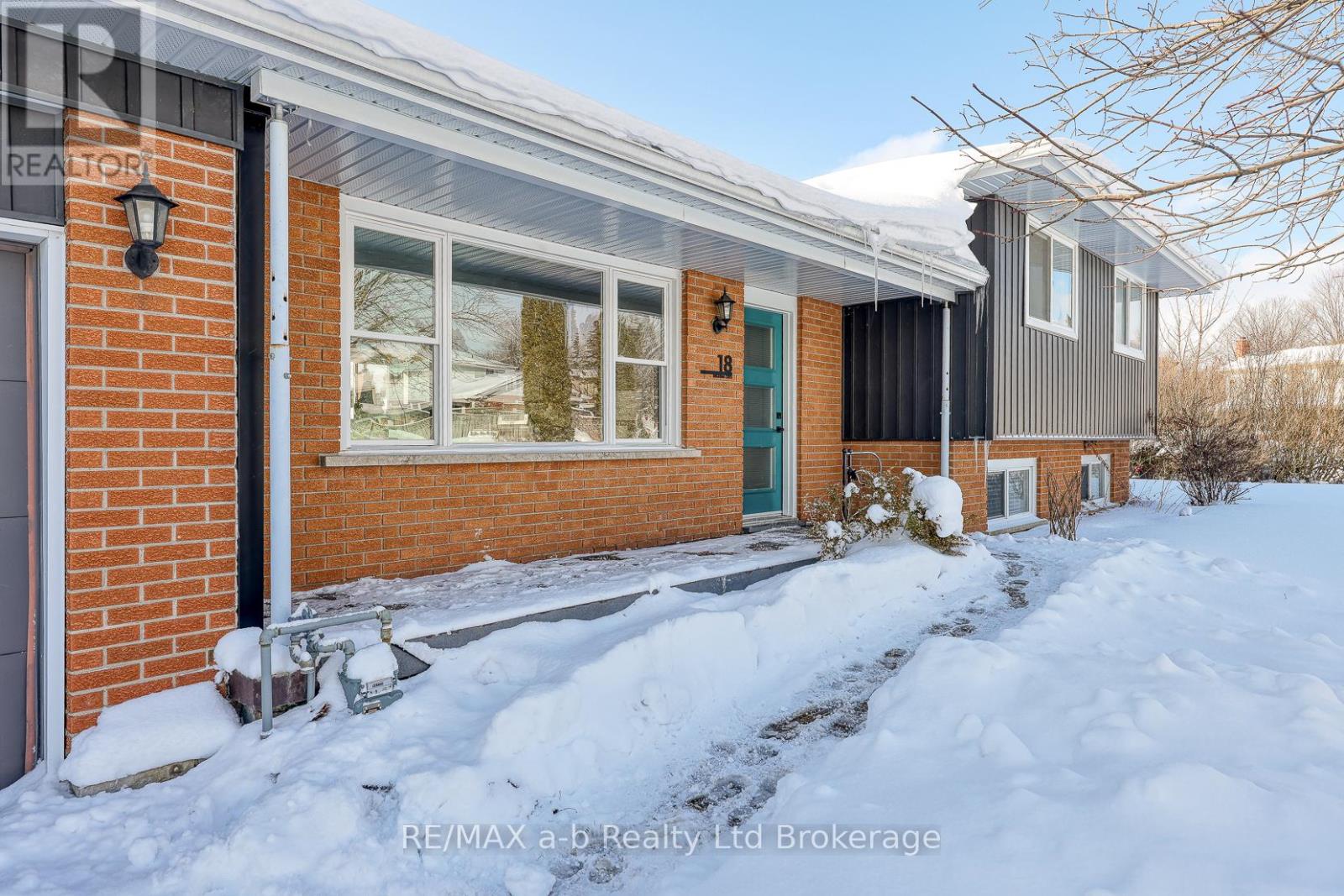 18 Bigham Crescent, Woodstock (Woodstock - South), Ontario  N4S 8H1 - Photo 45 - X12723860