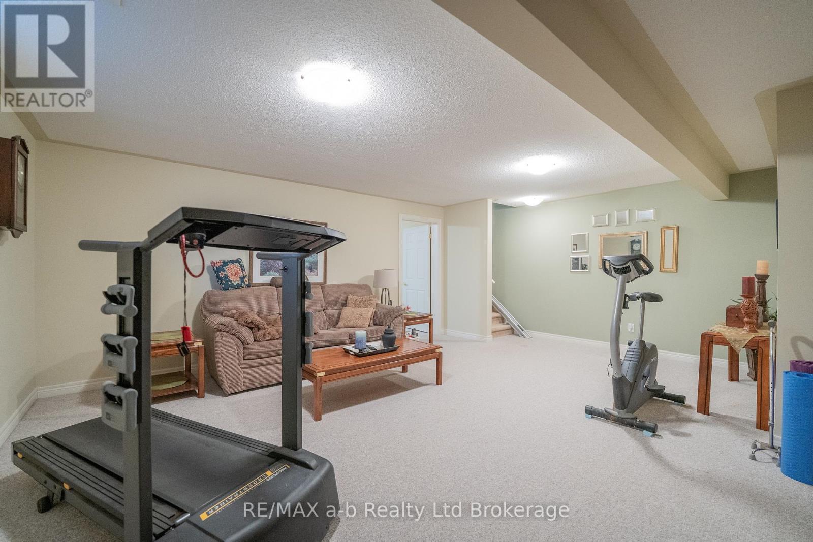 218 Baldwin Street, Tillsonburg, Ontario  N4G 5W3 - Photo 28 - X12724104