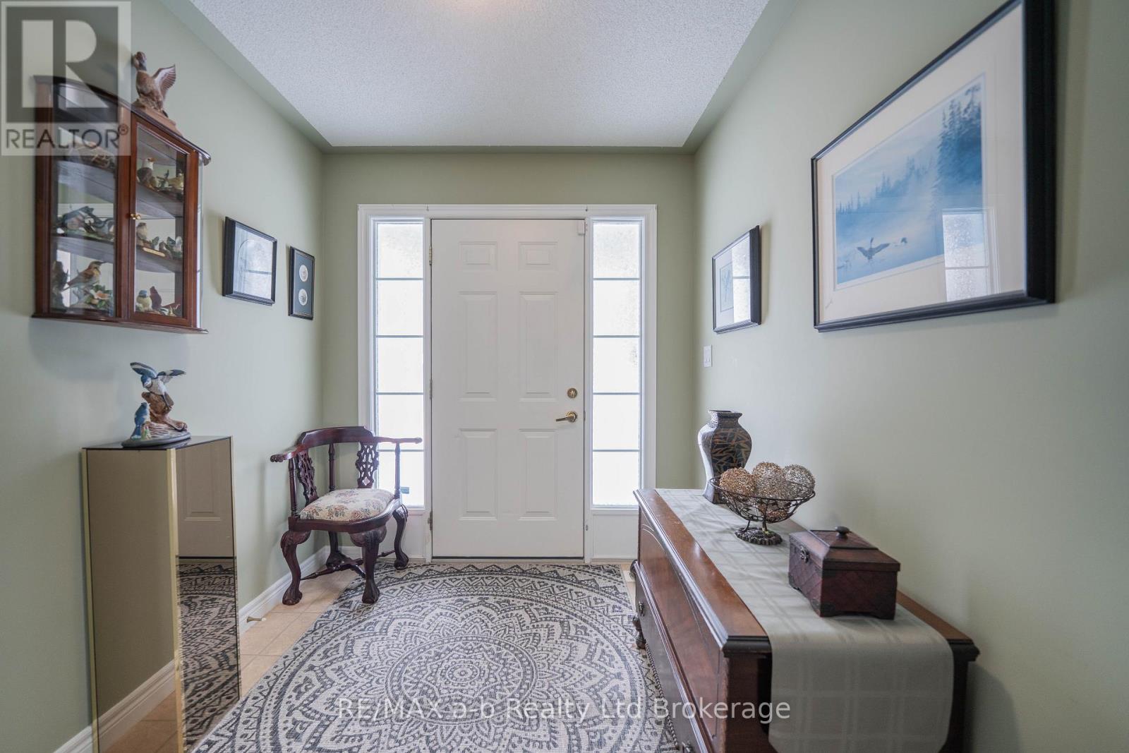 218 Baldwin Street, Tillsonburg, Ontario  N4G 5W3 - Photo 5 - X12724104