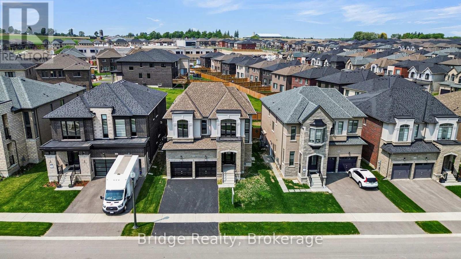 1343 Upper Thames Drive, Woodstock (Woodstock - North), Ontario  N4T 0N1 - Photo 2 - X12726902