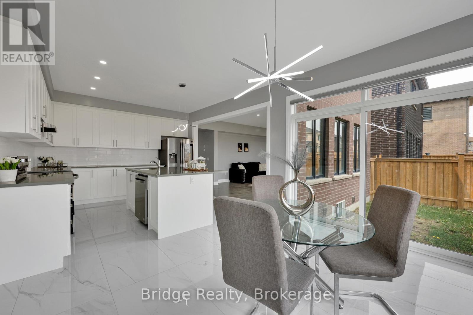 1343 Upper Thames Drive, Woodstock (Woodstock - North), Ontario  N4T 0N1 - Photo 21 - X12726902