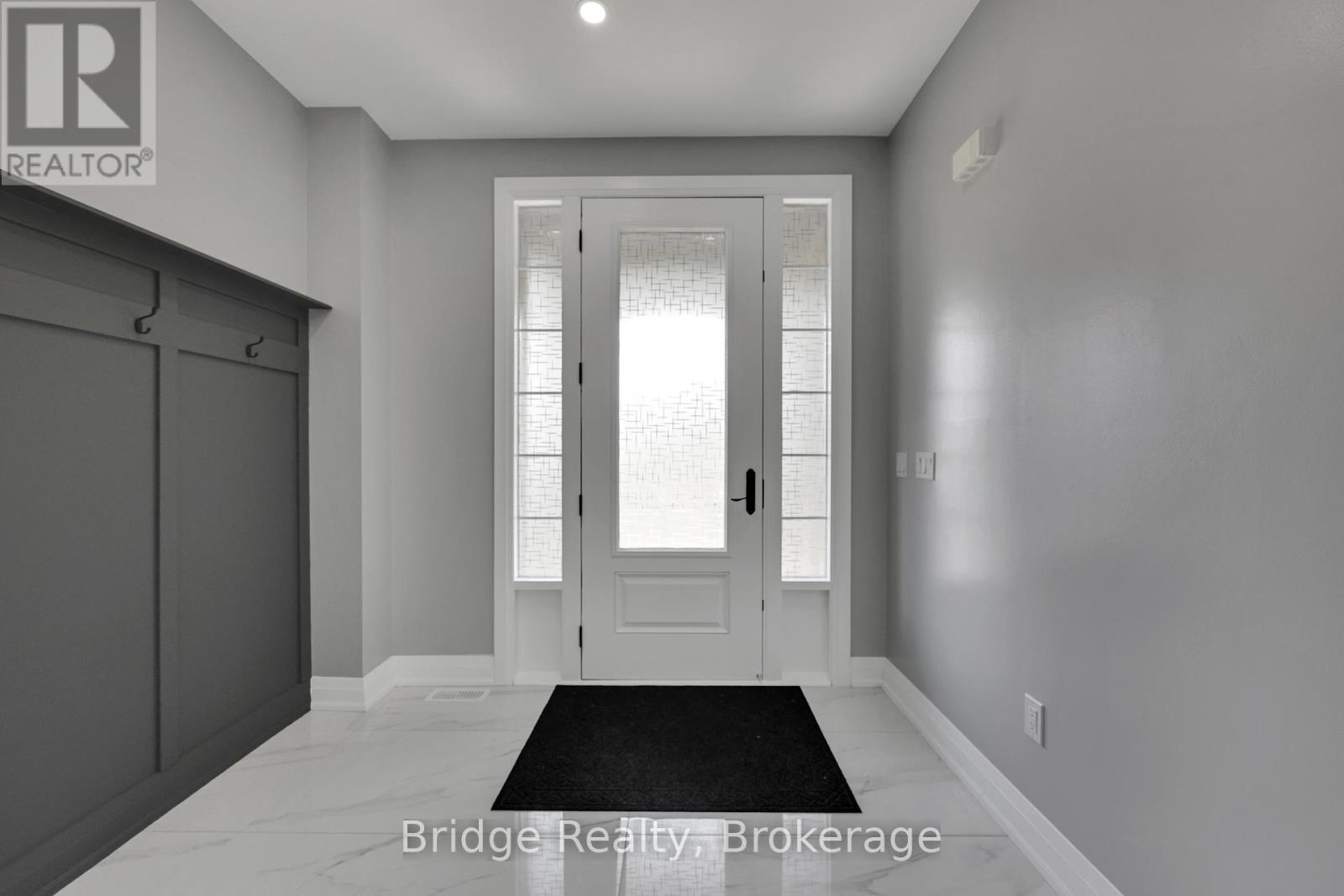 1343 Upper Thames Drive, Woodstock (Woodstock - North), Ontario  N4T 0N1 - Photo 4 - X12726902