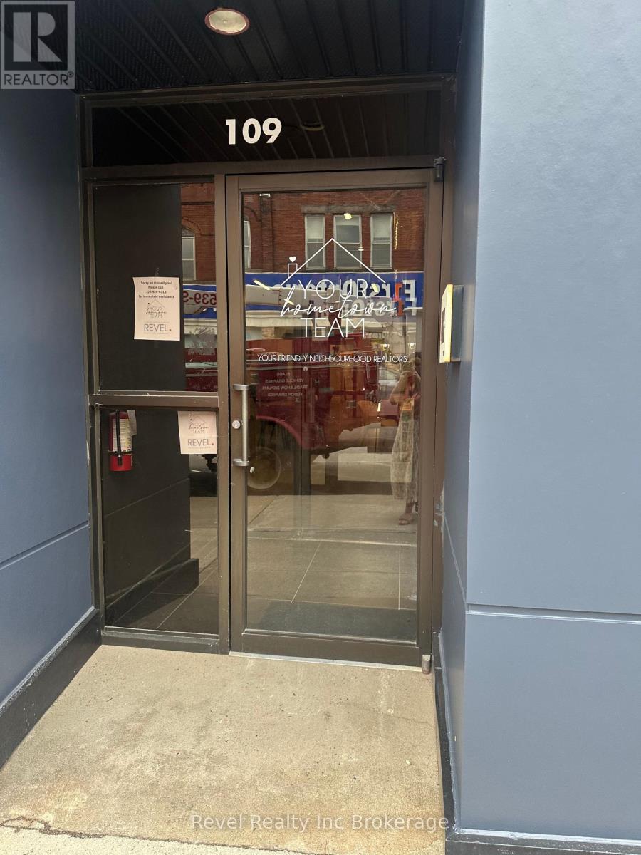 109 - 109 Thames Street S, Ingersoll (Ingersoll - South), Ontario  N5C 2T3 - Photo 3 - X12728468