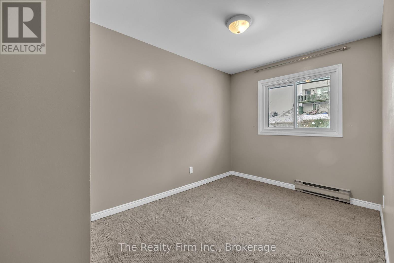 40 Marlboro Court, Woodstock (Woodstock - North), Ontario  N4S 8P4 - Photo 14 - X12729080