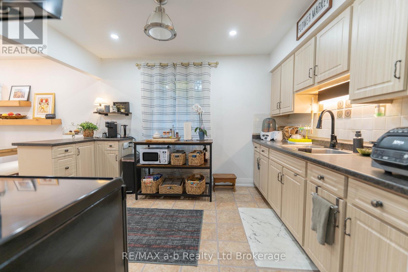 6 Camdon Court, Tillsonburg, Ontario  N4G 4B3 - Photo 6 - X12733282