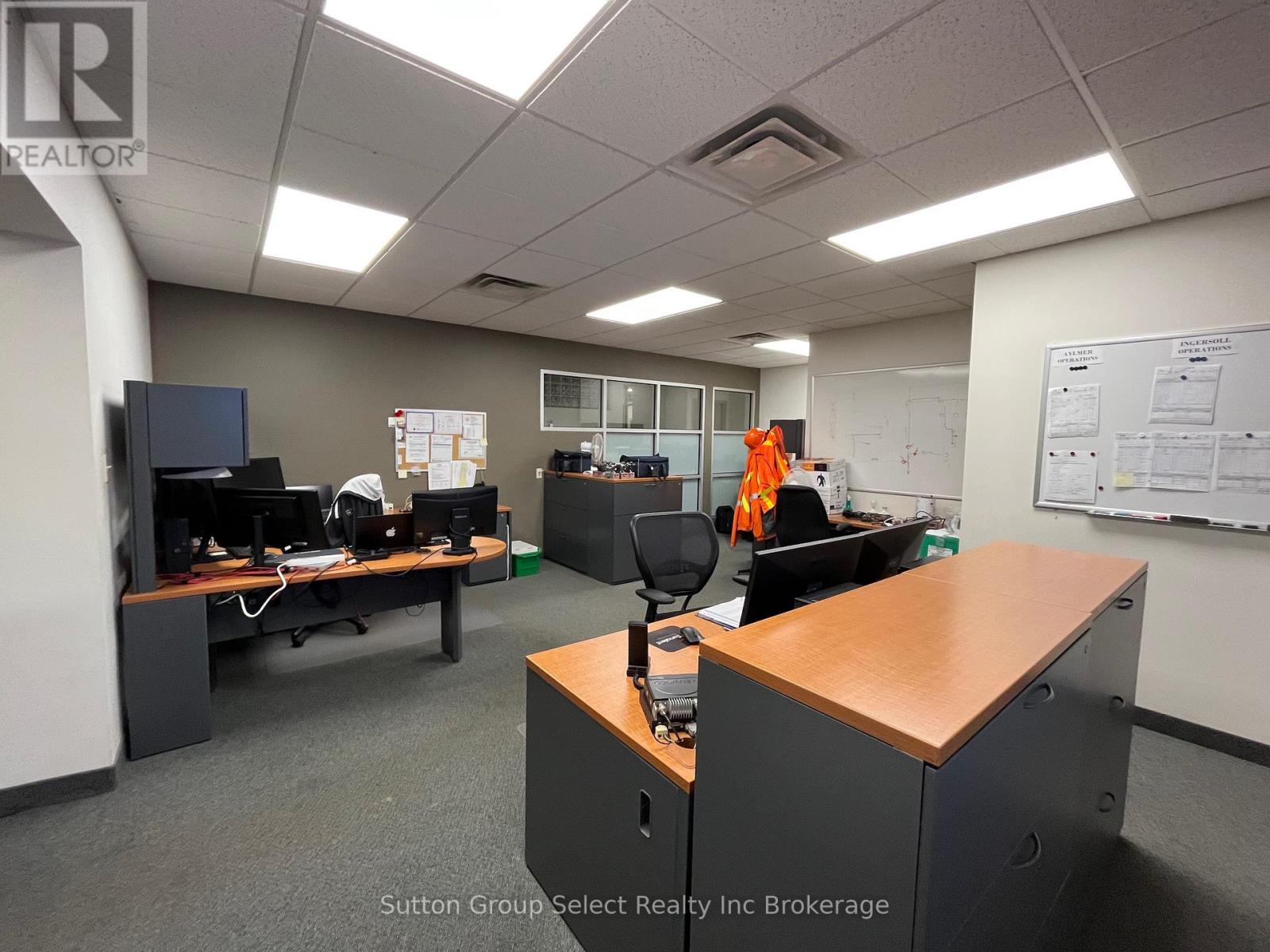 143 Bell Street, Ingersoll (Ingersoll - North), Ontario  N5C 2N9 - Photo 13 - X12733522