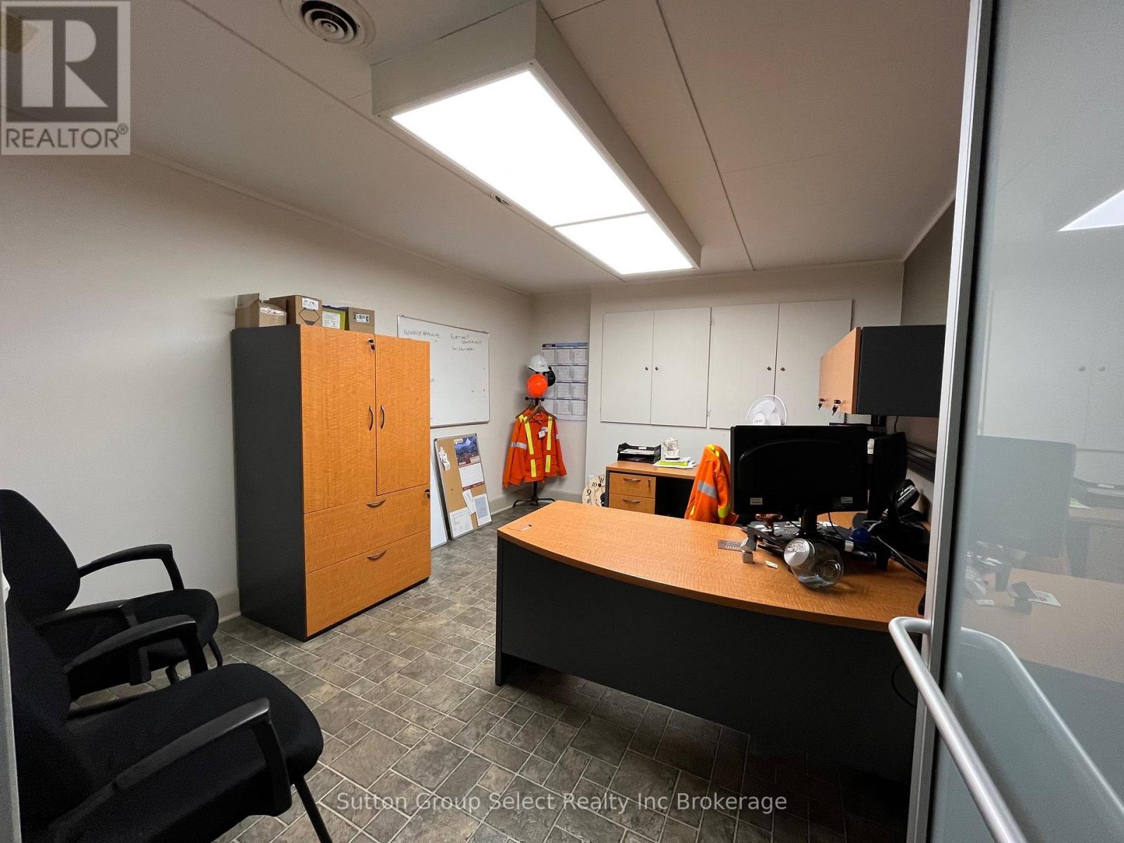 143 Bell Street, Ingersoll (Ingersoll - North), Ontario  N5C 2N9 - Photo 15 - X12733522