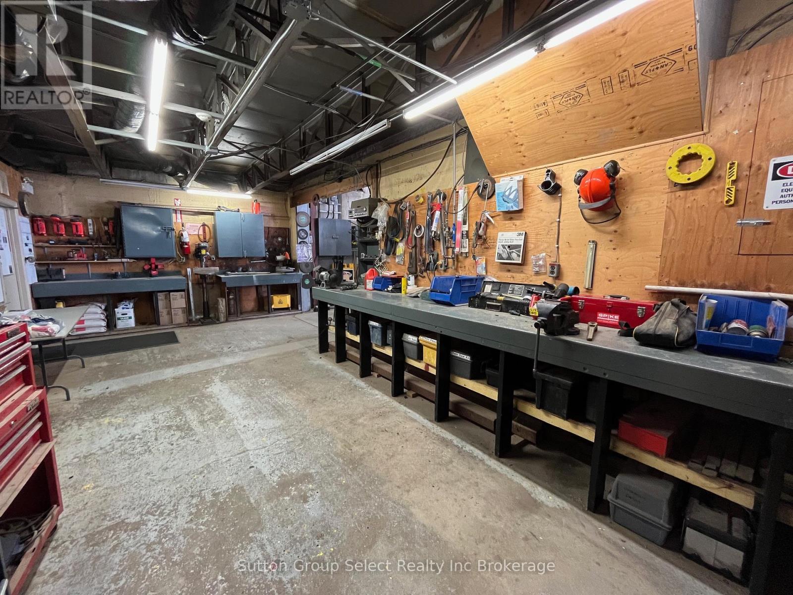 143 Bell Street, Ingersoll (Ingersoll - North), Ontario  N5C 2N9 - Photo 35 - X12733522