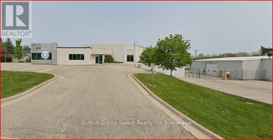 143 Bell Street, Ingersoll (Ingersoll - North), Ontario  N5C 2N9 - Photo 8 - X12733522