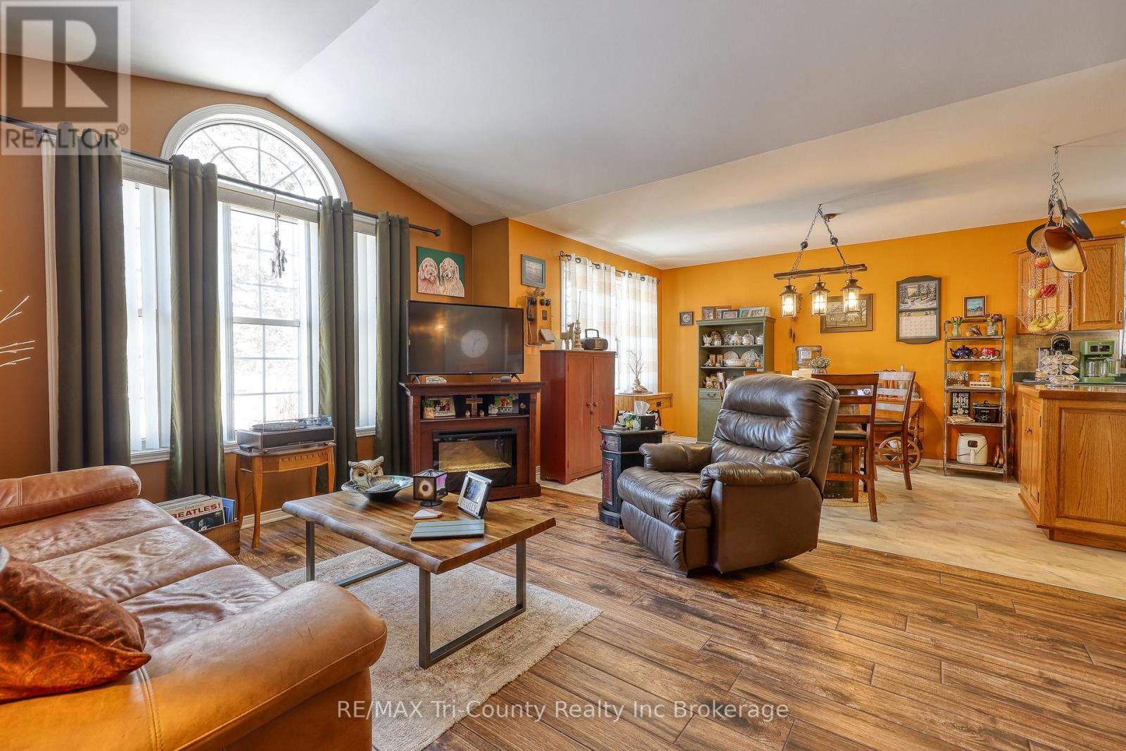 24 Lorraine Avenue, Tillsonburg, Ontario  N4G 4V3 - Photo 14 - X12735516