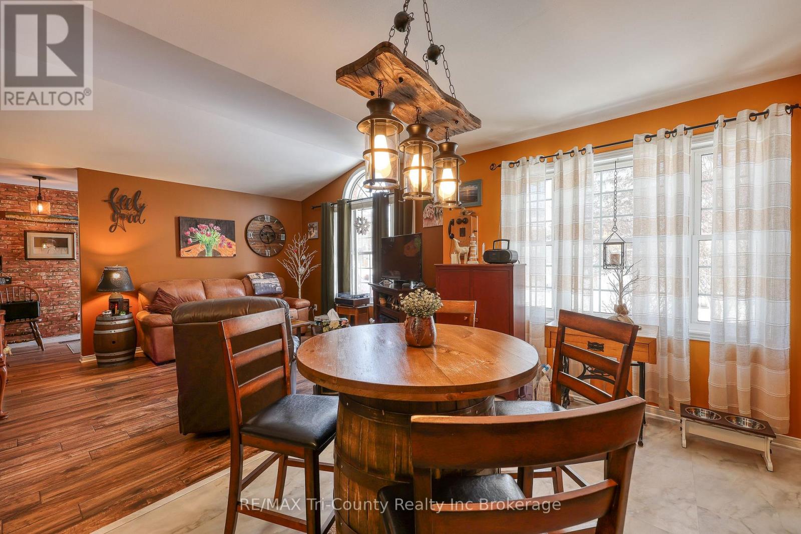 24 Lorraine Avenue, Tillsonburg, Ontario  N4G 4V3 - Photo 19 - X12735516