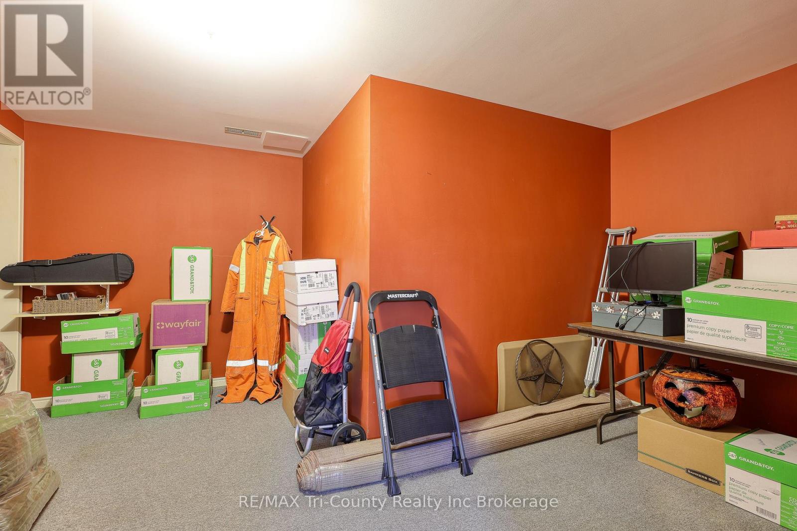 24 Lorraine Avenue, Tillsonburg, Ontario  N4G 4V3 - Photo 32 - X12735516