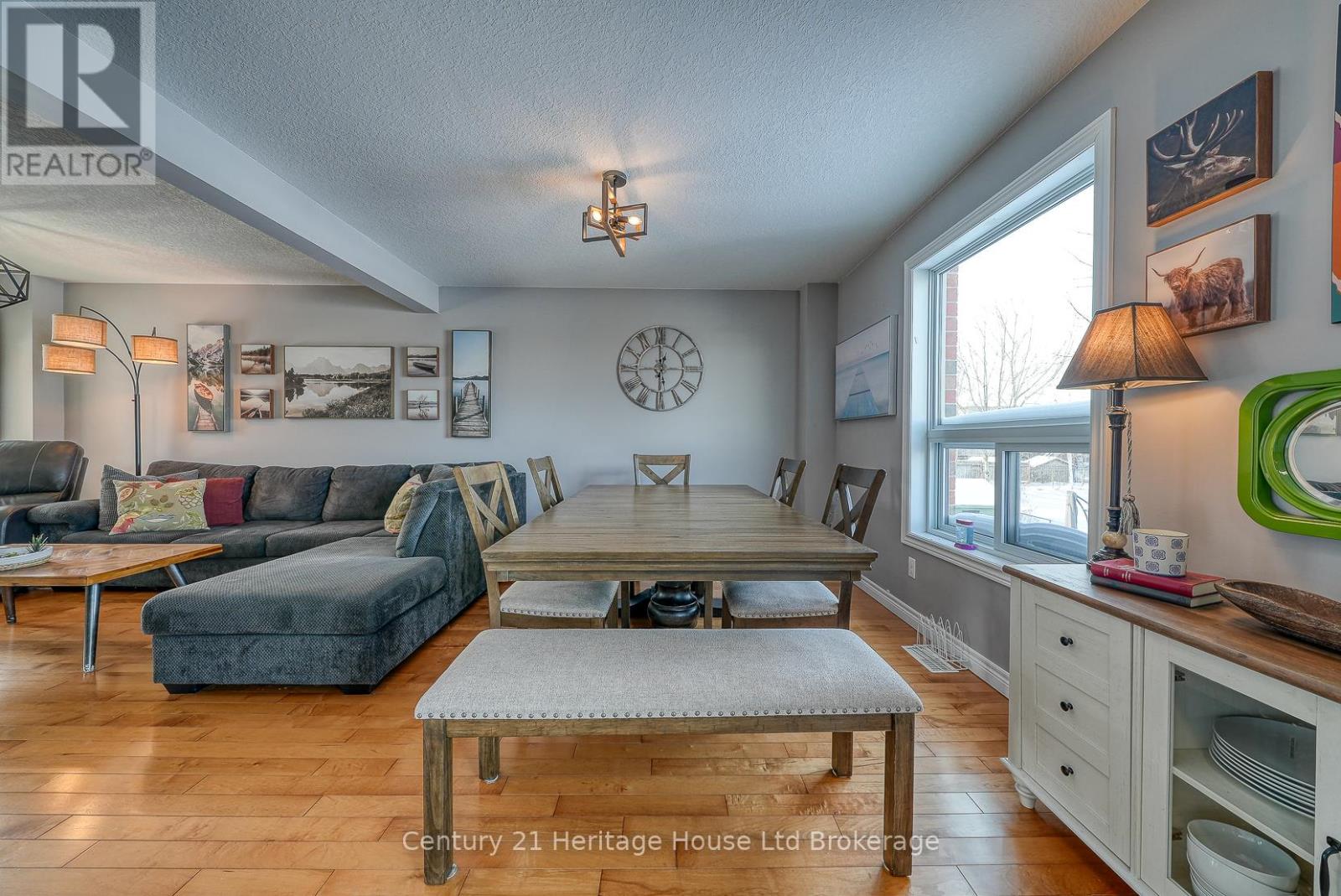 215 Munnoch Boulevard, Woodstock (Woodstock - North), Ontario  N4T 1V7 - Photo 12 - X12736782