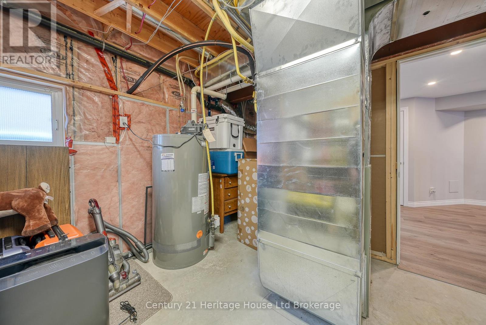 215 Munnoch Boulevard, Woodstock (Woodstock - North), Ontario  N4T 1V7 - Photo 37 - X12736782