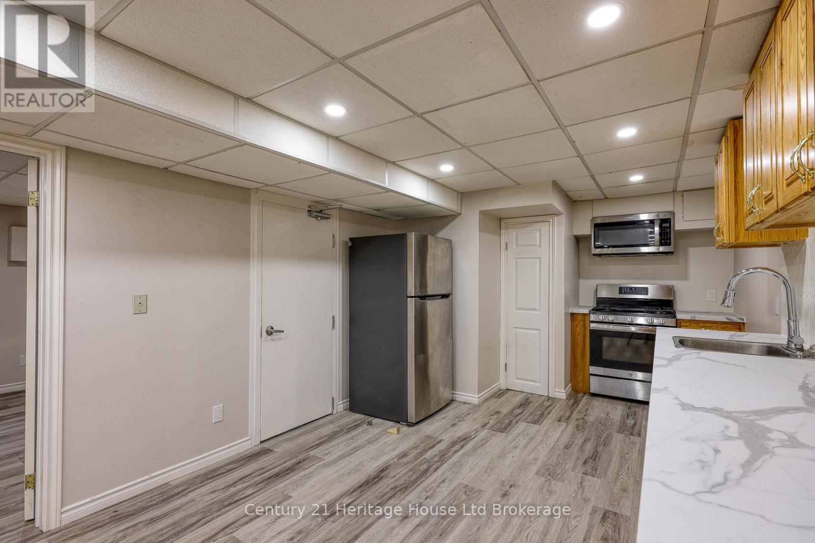 719 Peel Street, Woodstock (Woodstock - South), Ontario  N4S 1L5 - Photo 22 - X12737172