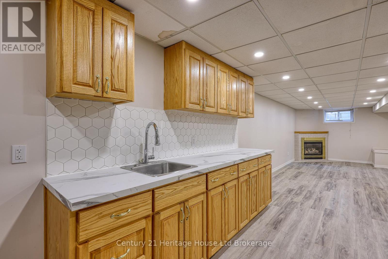 719 Peel Street, Woodstock (Woodstock - South), Ontario  N4S 1L5 - Photo 24 - X12737172