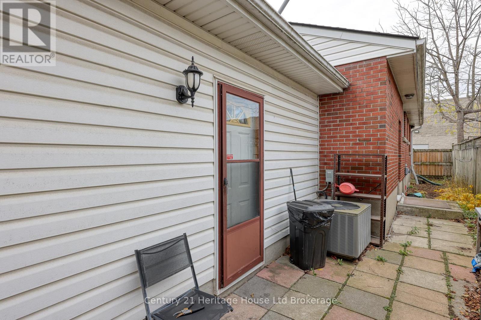 719 Peel Street, Woodstock (Woodstock - South), Ontario  N4S 1L5 - Photo 33 - X12737176