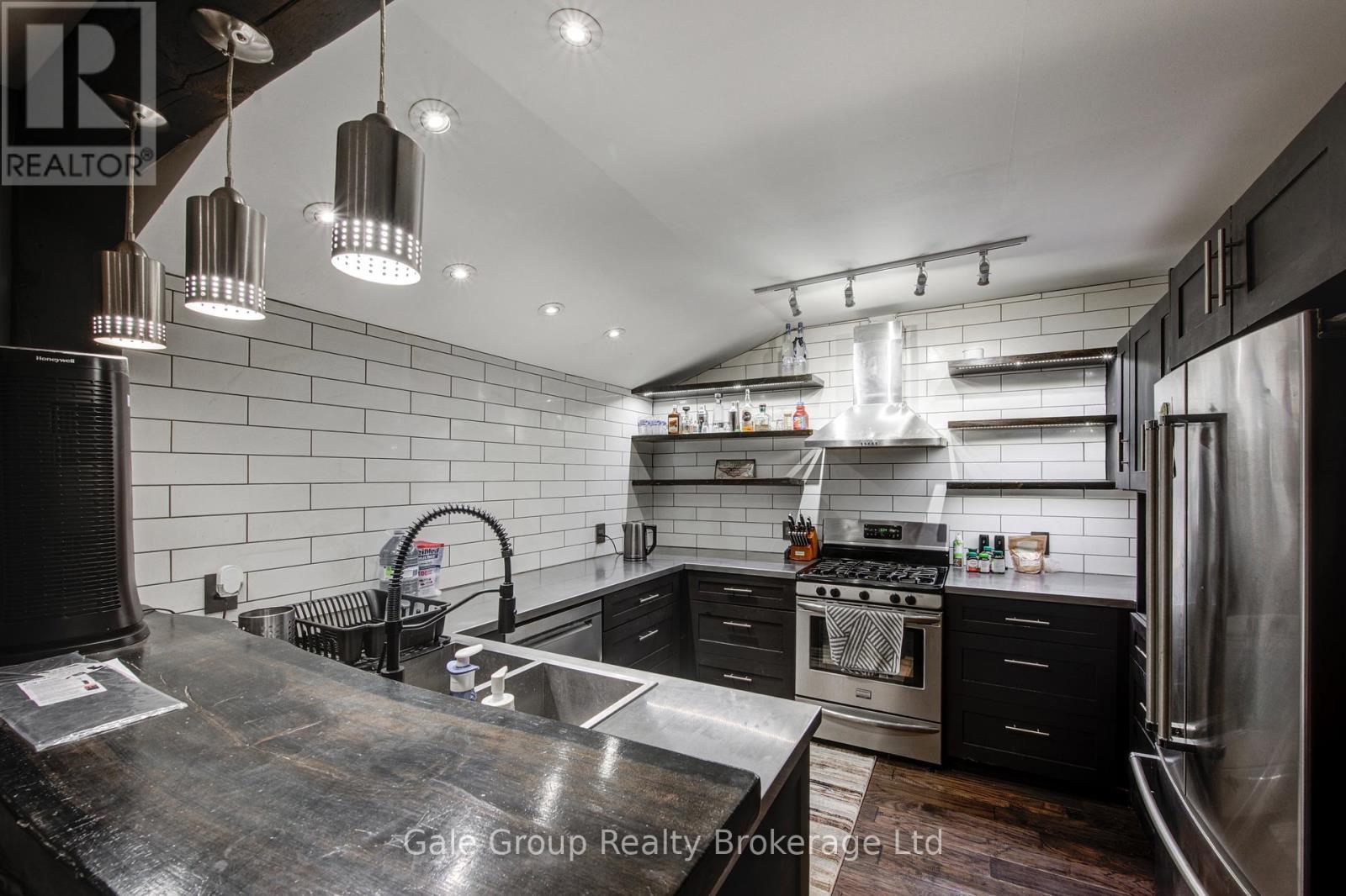 83 Oxford Street, Woodstock (Woodstock - North), Ontario  N4S 6A4 - Photo 15 - X12738794