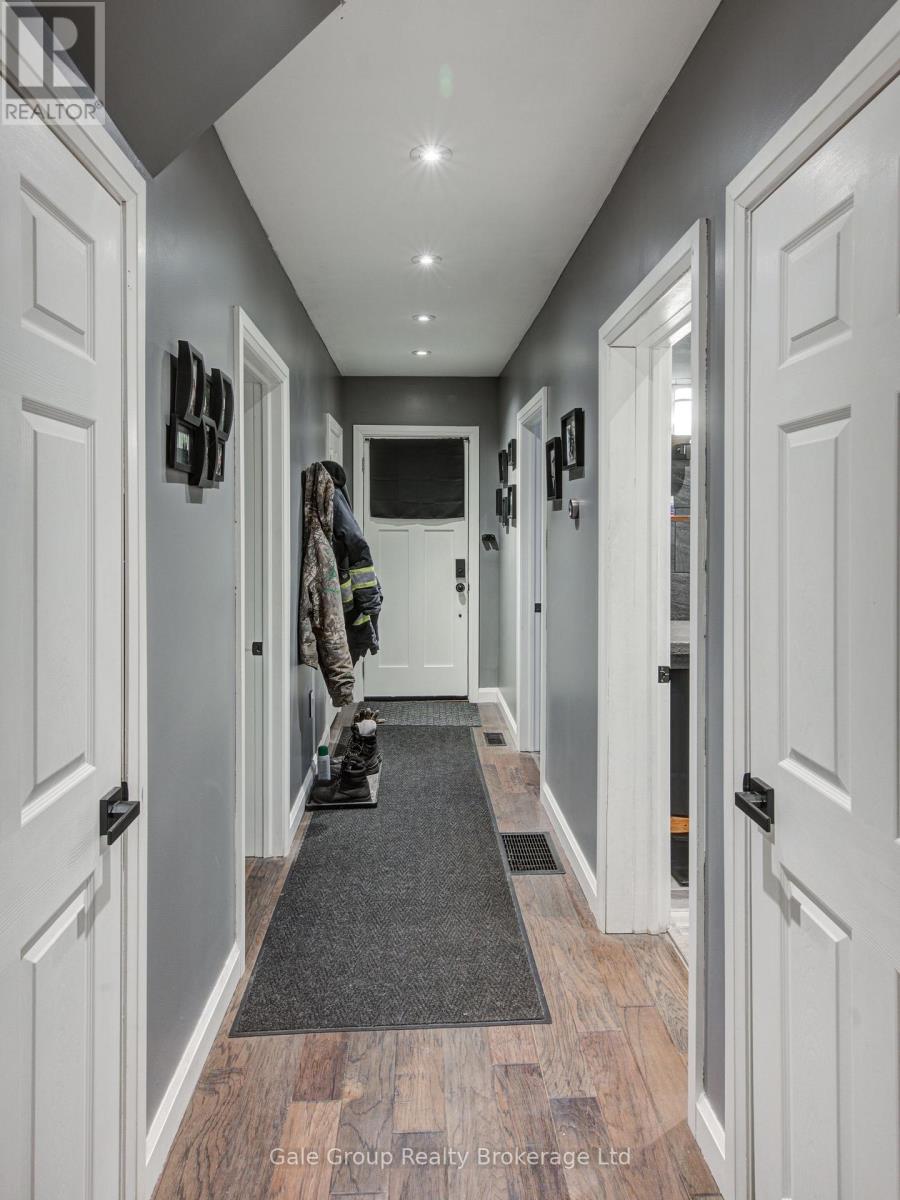 83 Oxford Street, Woodstock (Woodstock - North), Ontario  N4S 6A4 - Photo 17 - X12738794