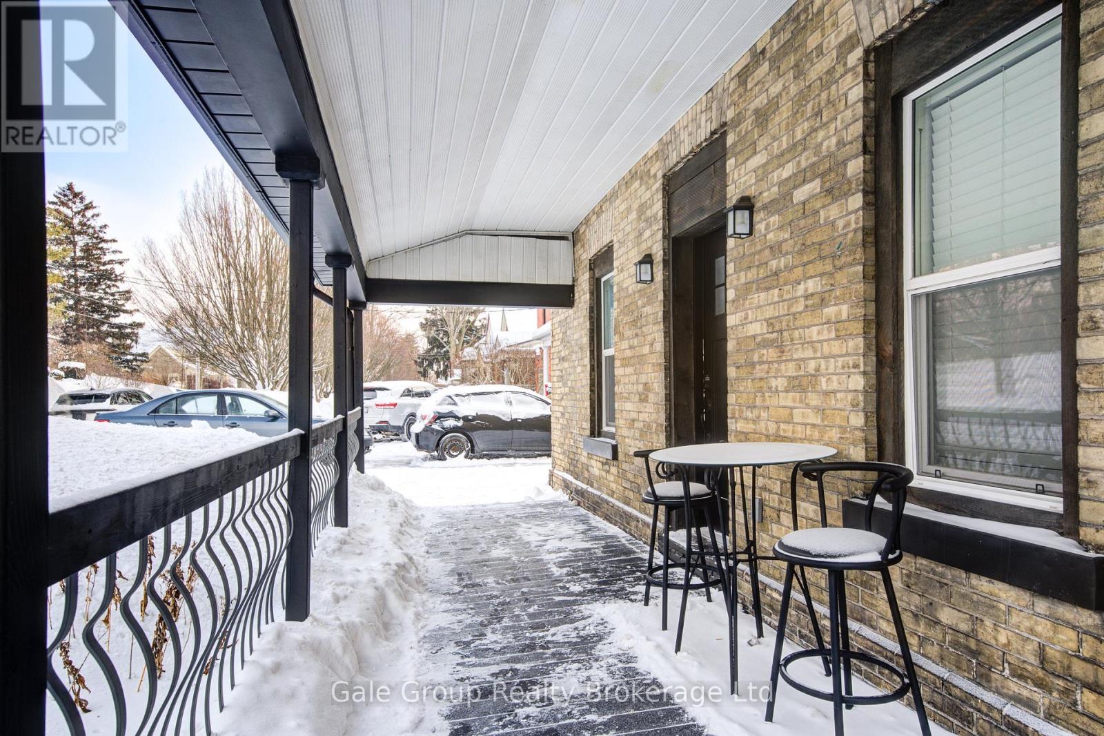 83 Oxford Street, Woodstock (Woodstock - North), Ontario  N4S 6A4 - Photo 3 - X12738794