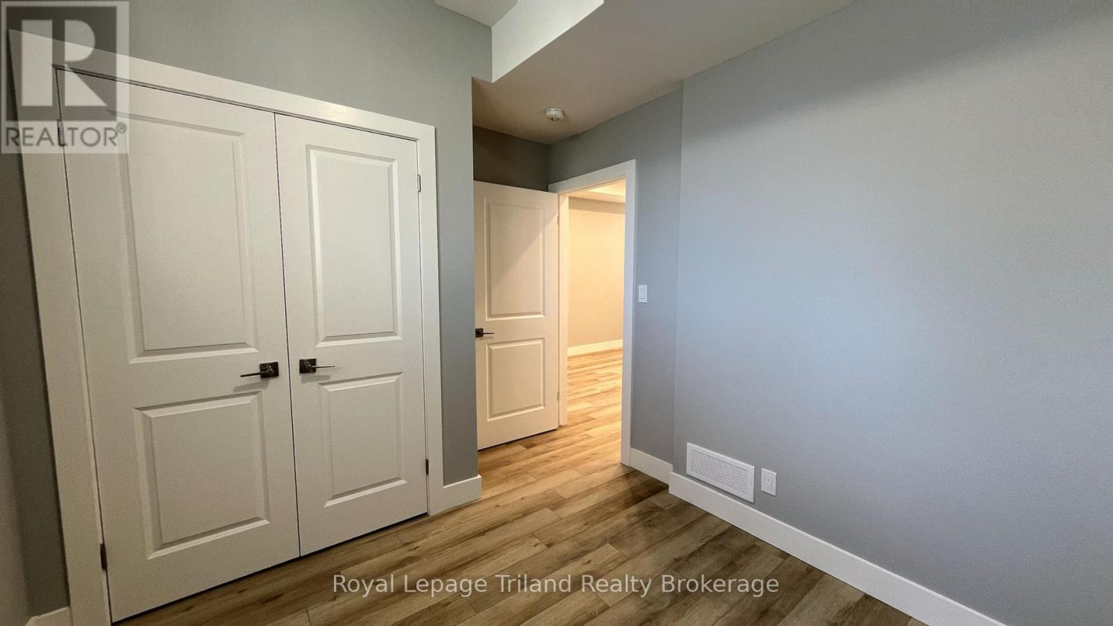 2 - 695 Hayball Street, Woodstock (Woodstock - North), Ontario  N4S 4Z5 - Photo 6 - X12741914