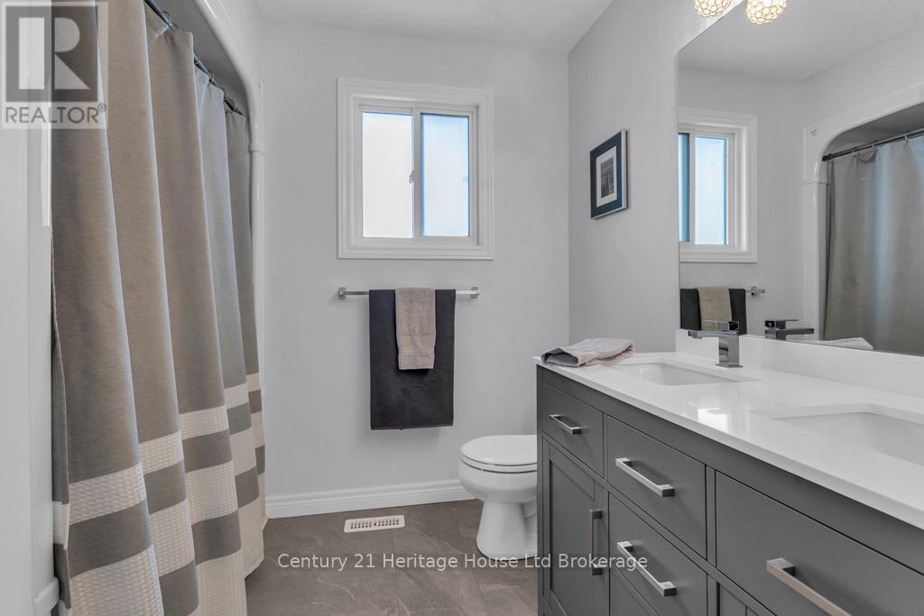 216 Thames Street N, Ingersoll (Ingersoll - North), Ontario  N5C 3E4 - Photo 18 - X12743436