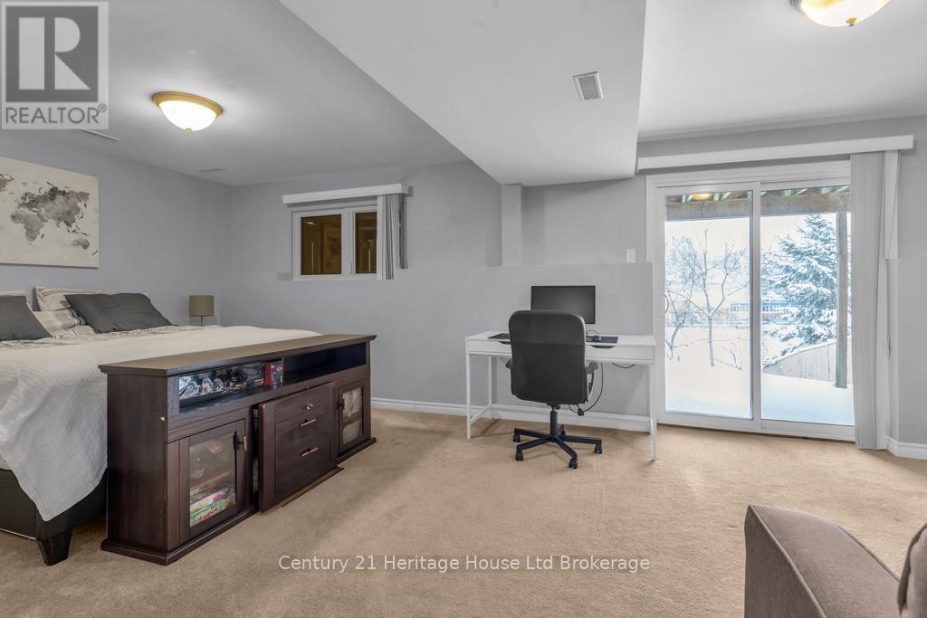 216 Thames Street N, Ingersoll (Ingersoll - North), Ontario  N5C 3E4 - Photo 20 - X12743436