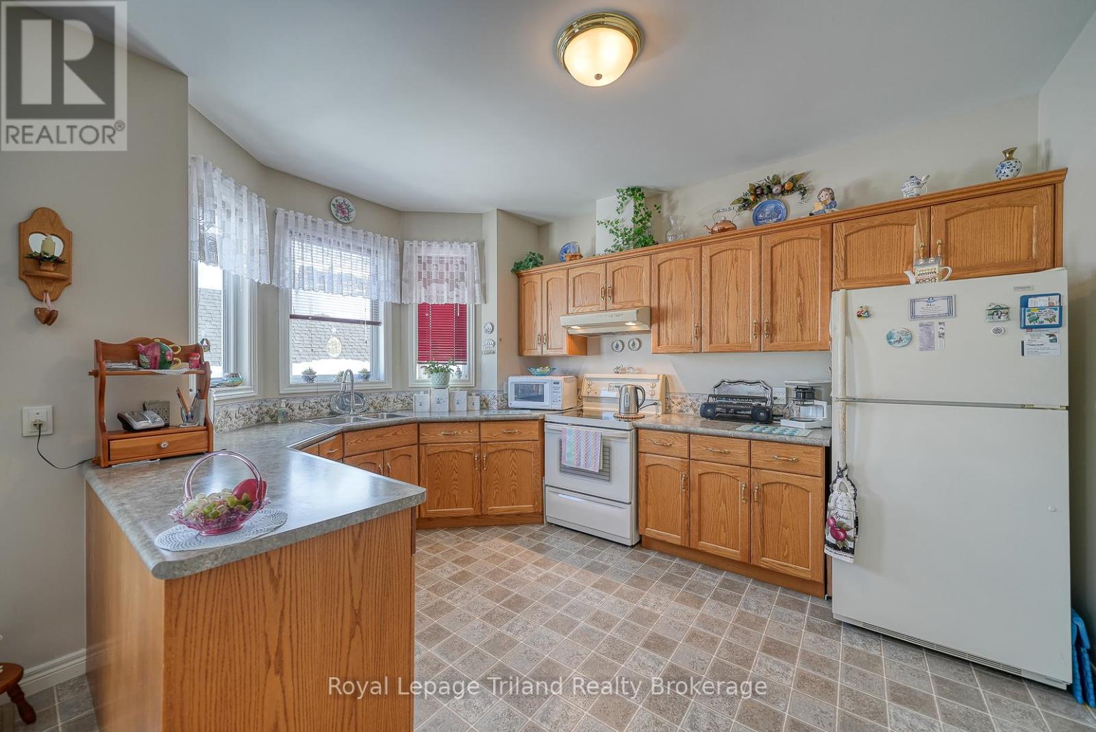 2 - 153 Ferguson Drive, Woodstock (Woodstock - South), Ontario  N4V 1H4 - Photo 13 - X12749916