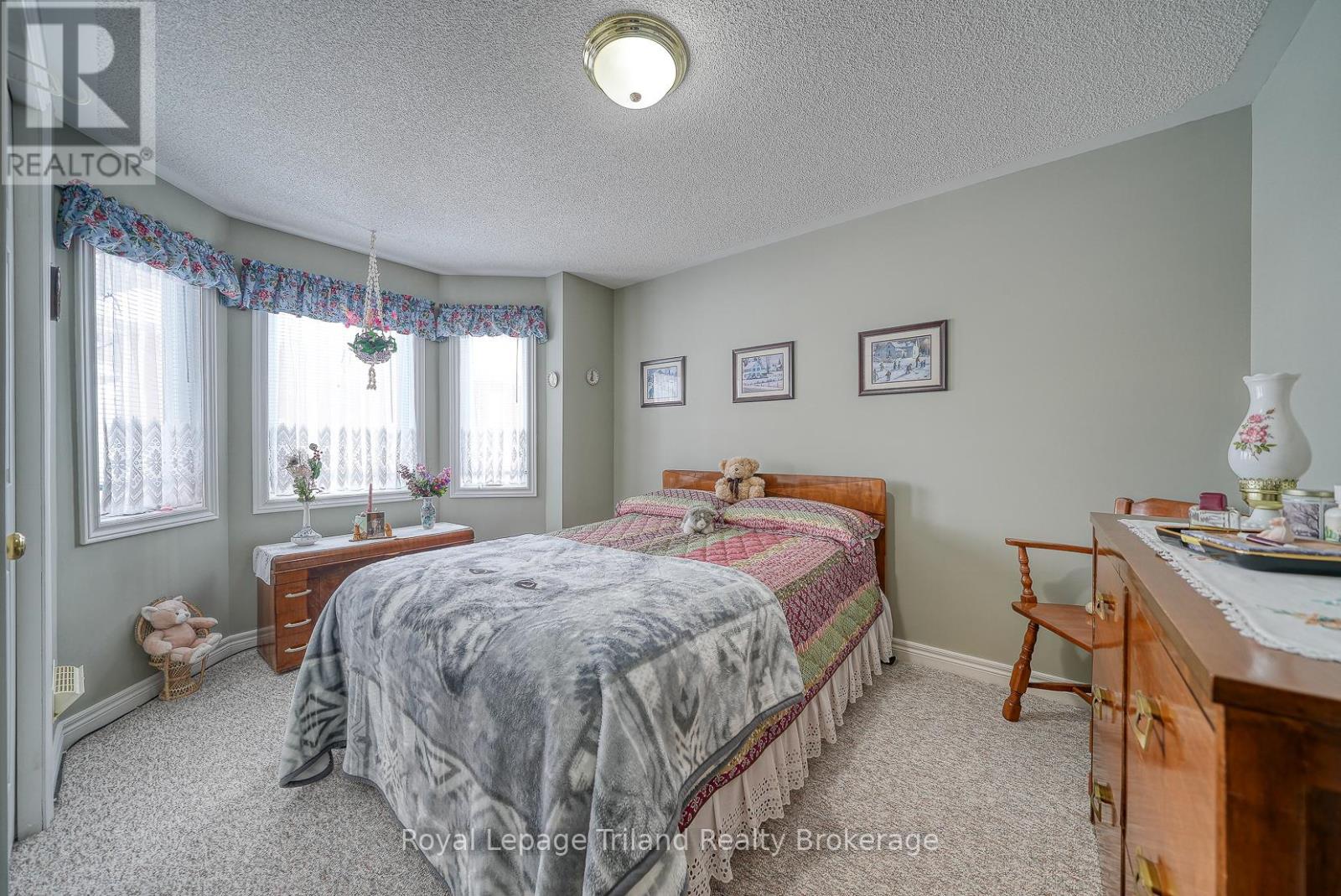 2 - 153 Ferguson Drive, Woodstock (Woodstock - South), Ontario  N4V 1H4 - Photo 28 - X12749916