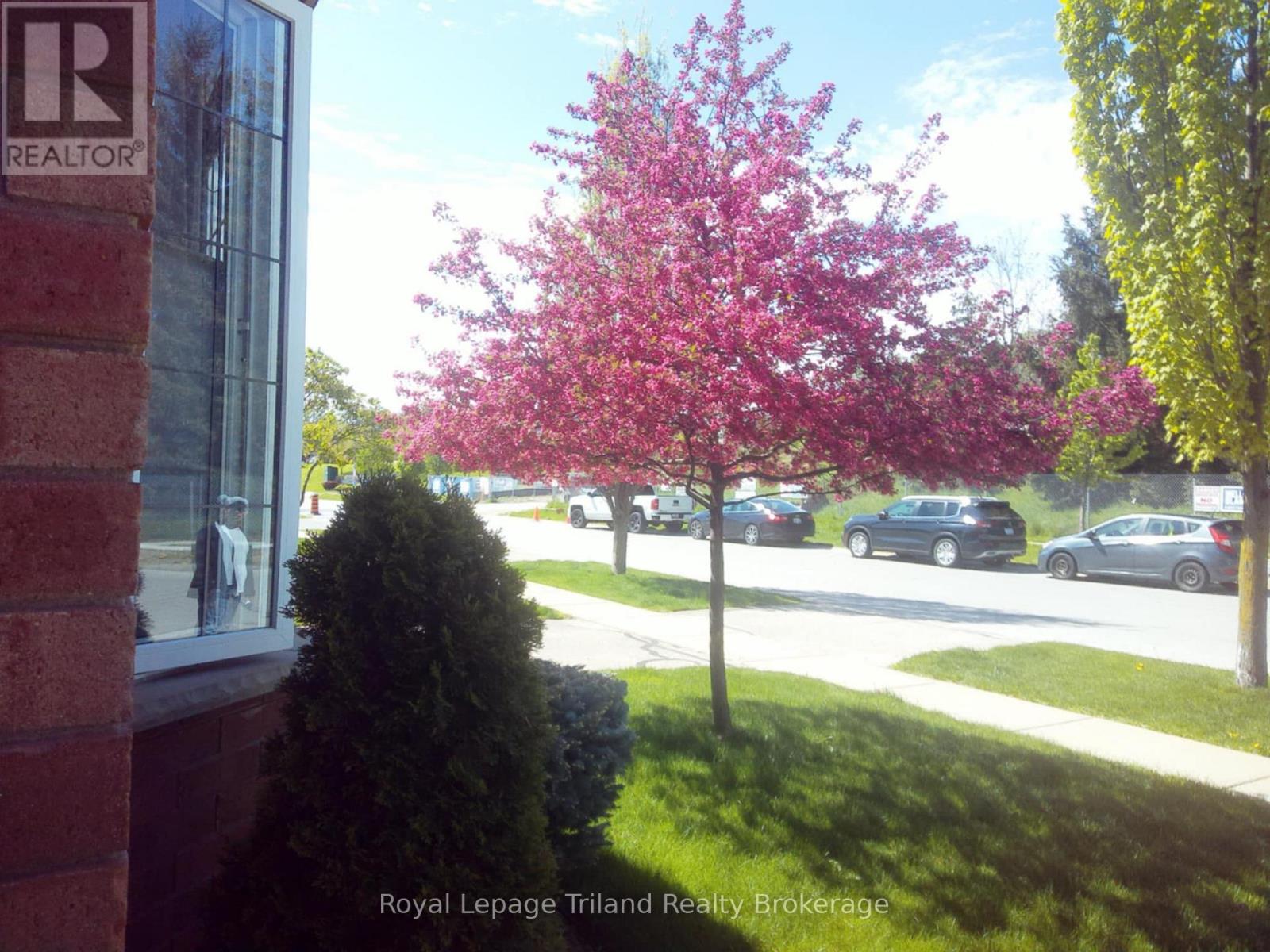 2 - 153 Ferguson Drive, Woodstock (Woodstock - South), Ontario  N4V 1H4 - Photo 44 - X12749916