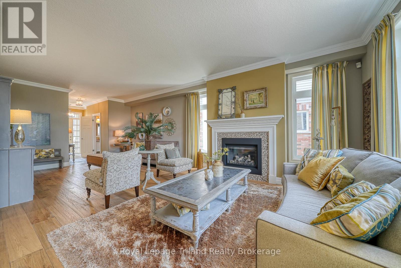 1142 Caen Avenue, Woodstock (Woodstock - North), Ontario  N4T 0G3 - Photo 15 - X12750514