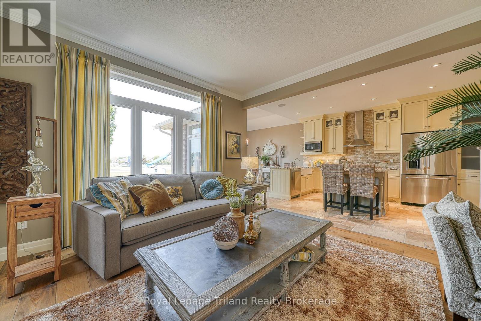 1142 Caen Avenue, Woodstock (Woodstock - North), Ontario  N4T 0G3 - Photo 16 - X12750514