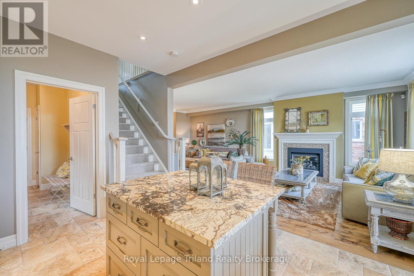 1142 Caen Avenue, Woodstock (Woodstock - North), Ontario  N4T 0G3 - Photo 22 - X12750514