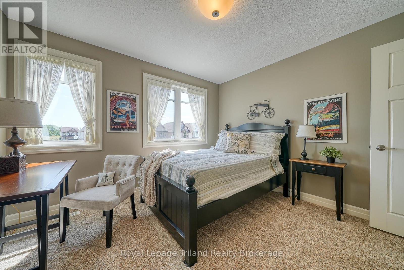 1142 Caen Avenue, Woodstock (Woodstock - North), Ontario  N4T 0G3 - Photo 28 - X12750514