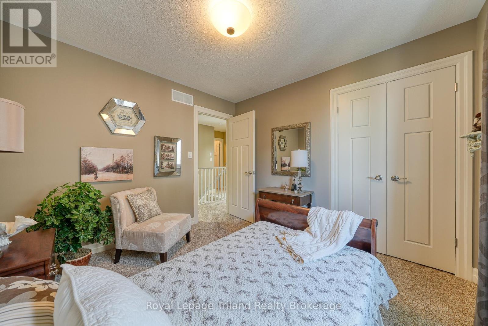 1142 Caen Avenue, Woodstock (Woodstock - North), Ontario  N4T 0G3 - Photo 33 - X12750514