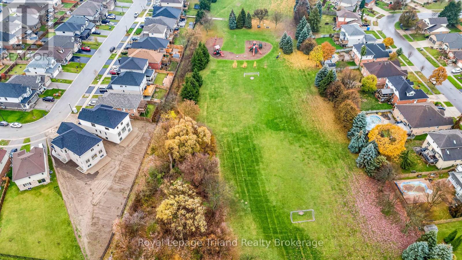 1248 Caen Avenue, Woodstock (Woodstock - North), Ontario  N4T 0J4 - Photo 8 - X12750534