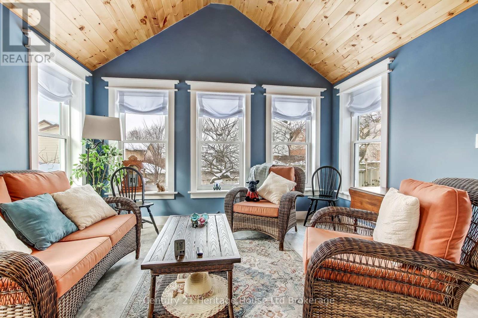 11 John Davies Drive, Woodstock (Woodstock - North), Ontario  N4T 1M9 - Photo 11 - X12750700