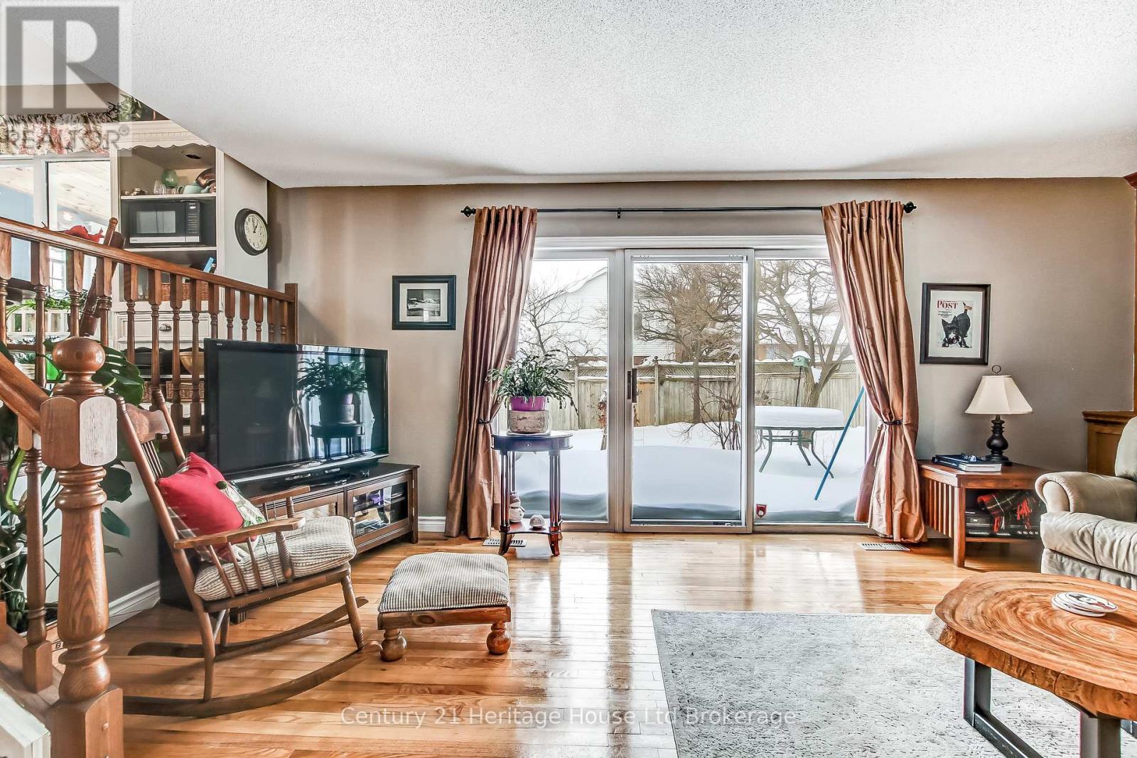 11 John Davies Drive, Woodstock (Woodstock - North), Ontario  N4T 1M9 - Photo 17 - X12750700