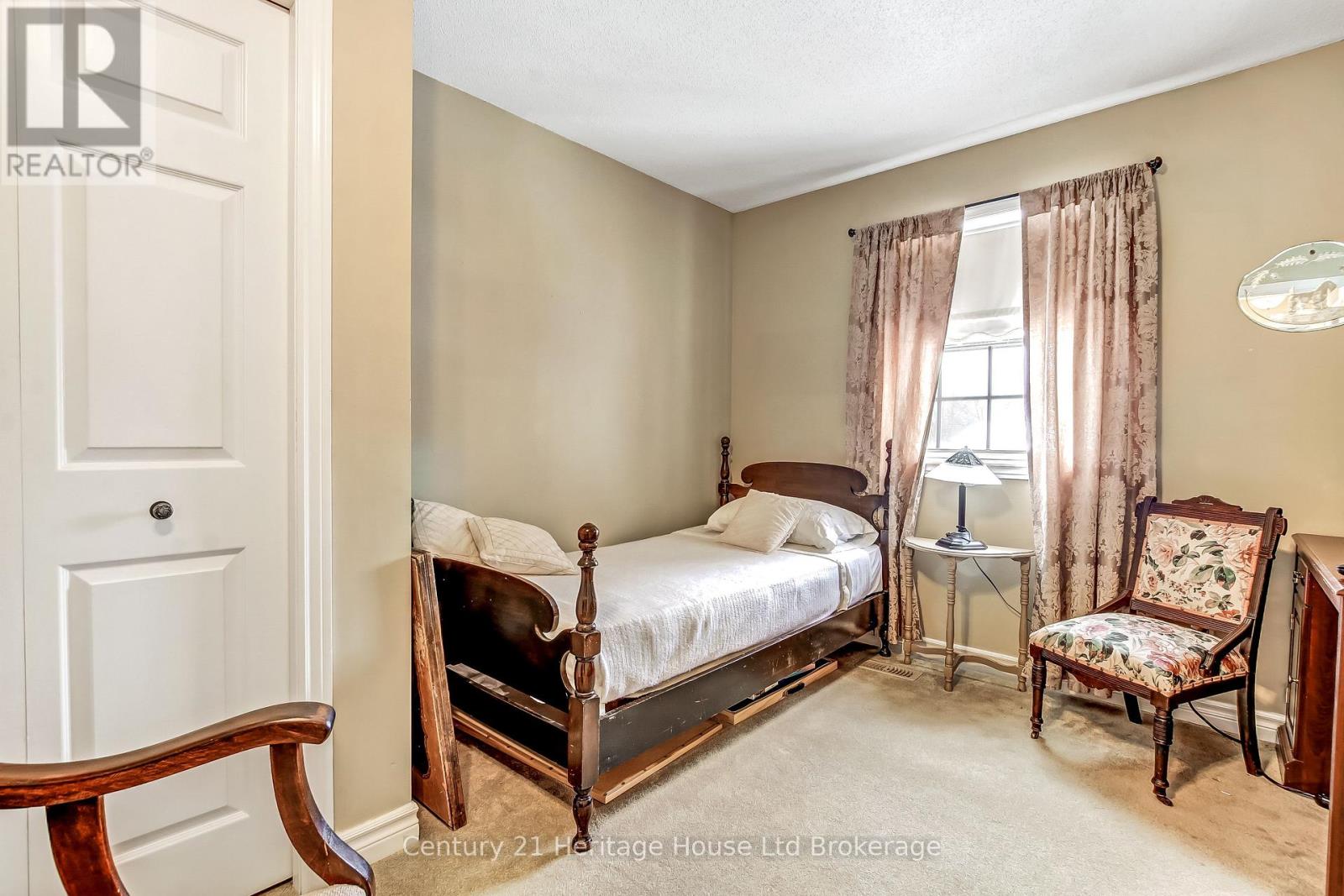 11 John Davies Drive, Woodstock (Woodstock - North), Ontario  N4T 1M9 - Photo 18 - X12750700