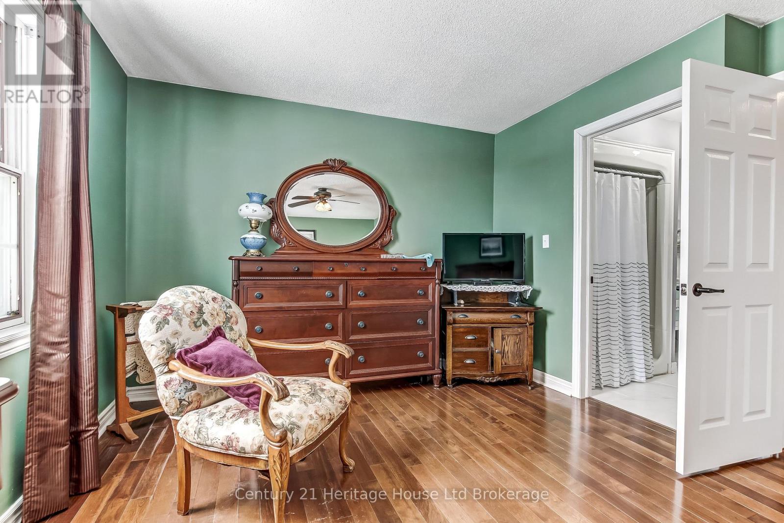 11 John Davies Drive, Woodstock (Woodstock - North), Ontario  N4T 1M9 - Photo 22 - X12750700