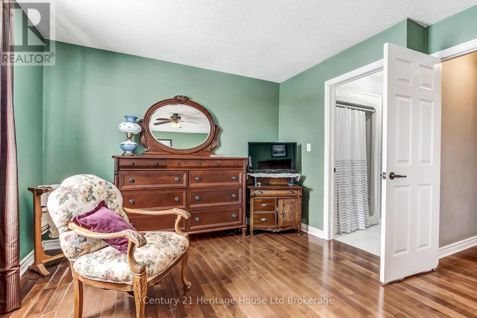 11 John Davies Drive, Woodstock (Woodstock - North), Ontario  N4T 1M9 - Photo 23 - X12750700