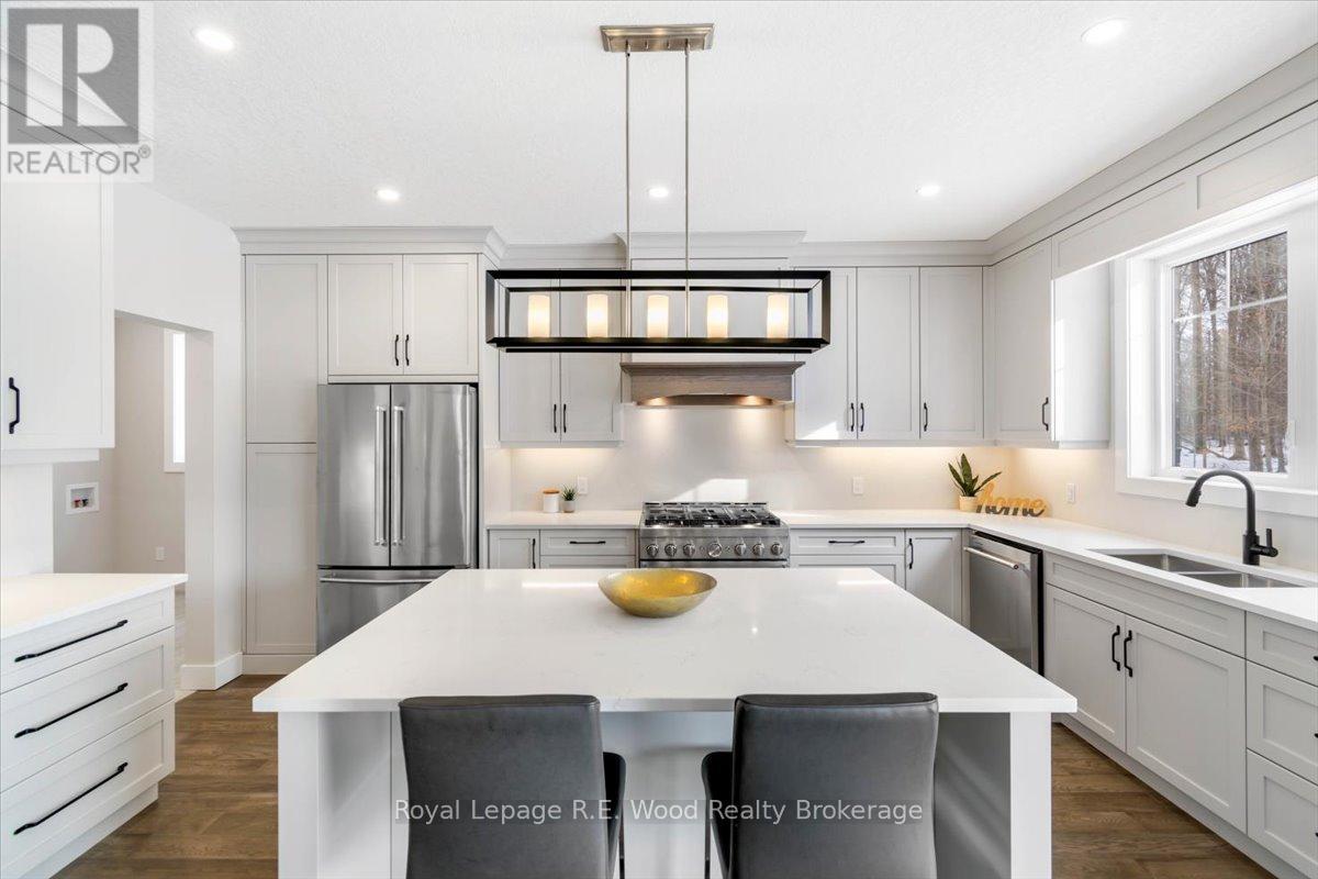 61 Sunview Drive, Norwich (Norwich Town), Ontario  N0J 1P0 - Photo 11 - X12755194