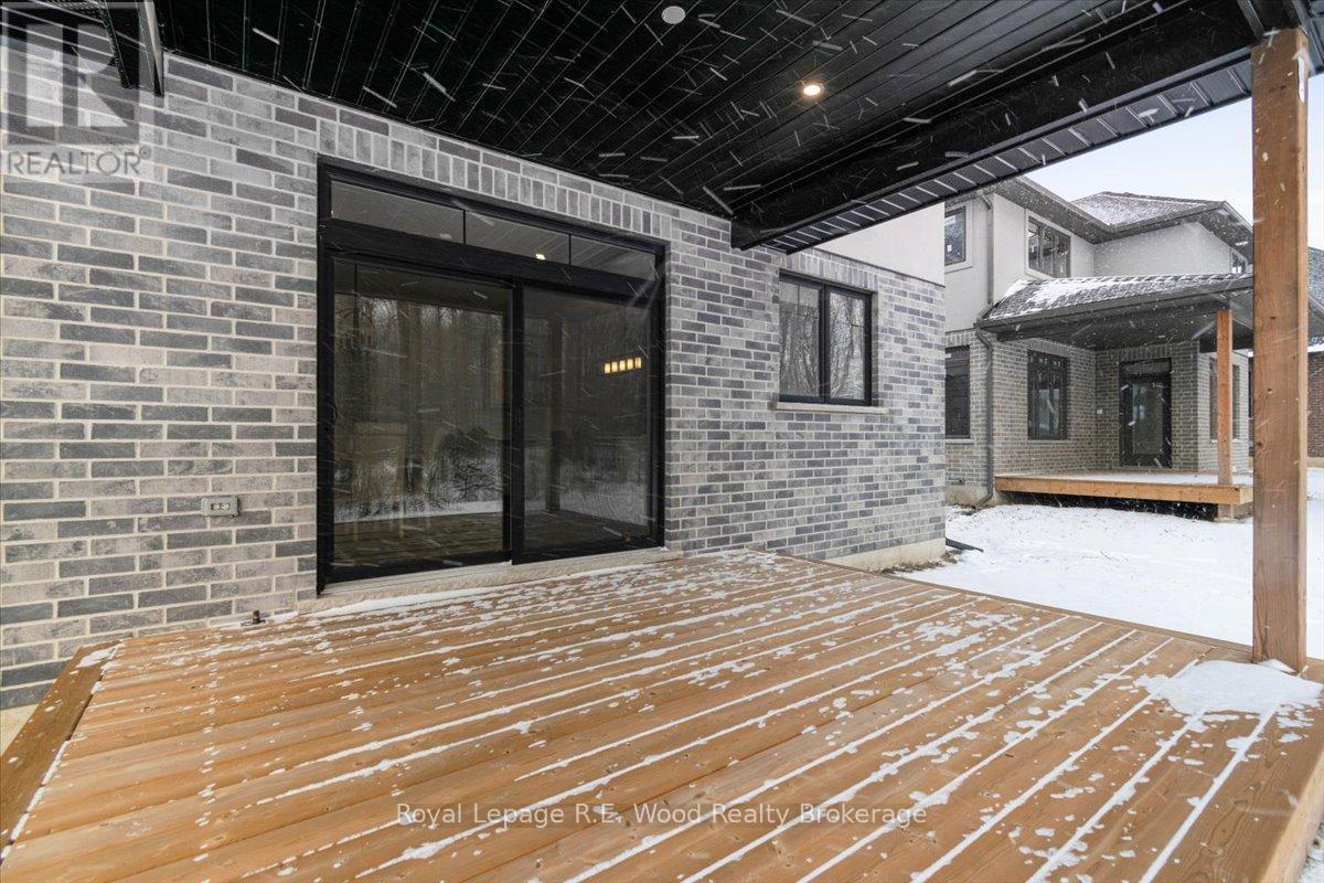 61 Sunview Drive, Norwich (Norwich Town), Ontario  N0J 1P0 - Photo 25 - X12755194