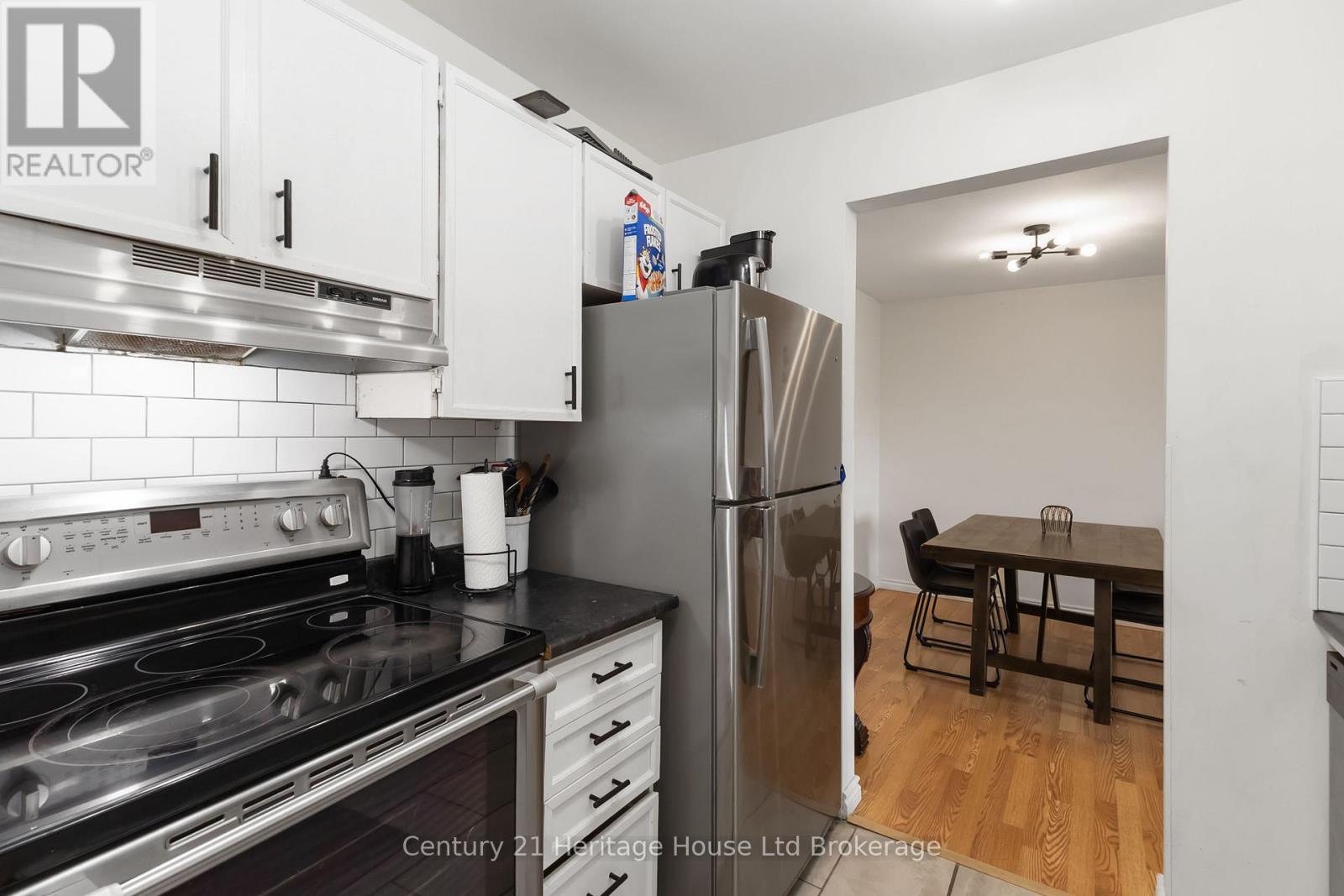 217 - 737 Deveron Crescent, London South (South T), Ontario  N5Z 4X9 - Photo 20 - X12755266