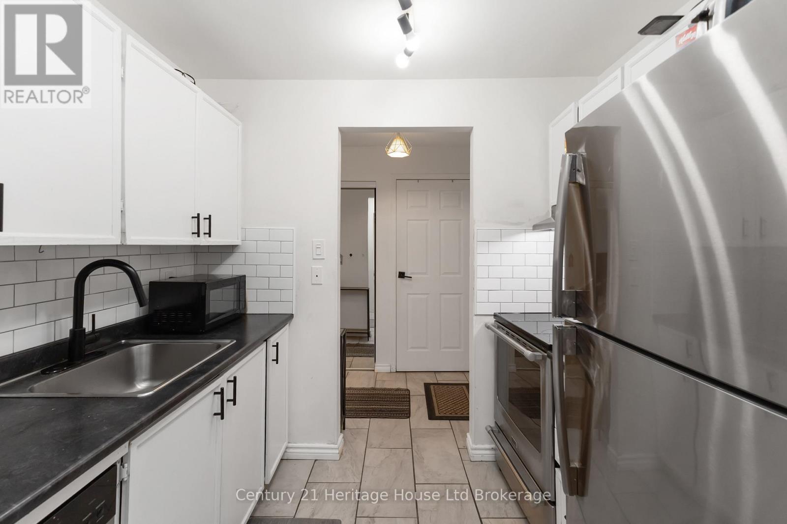 217 - 737 Deveron Crescent, London South (South T), Ontario  N5Z 4X9 - Photo 23 - X12755266