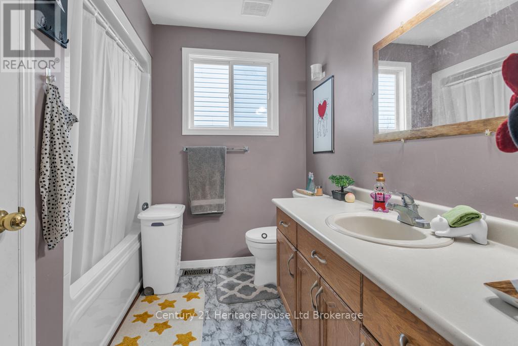 17 Beckett Boulevard, Tillsonburg, Ontario  N4G 5N1 - Photo 13 - X12756496