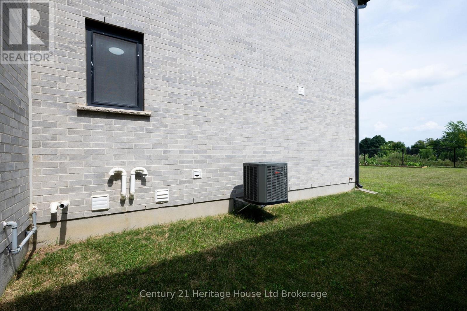 2363 Bakervilla Street, London South (South V), Ontario  N6P 0H4 - Photo 28 - X12757626