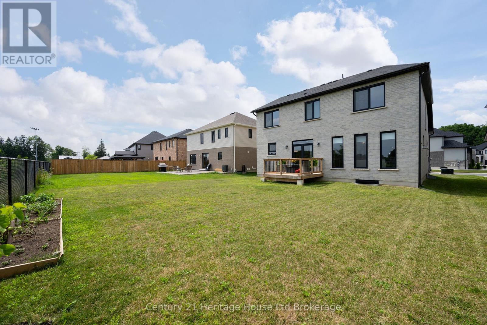2363 Bakervilla Street, London South (South V), Ontario  N6P 0H4 - Photo 32 - X12757626
