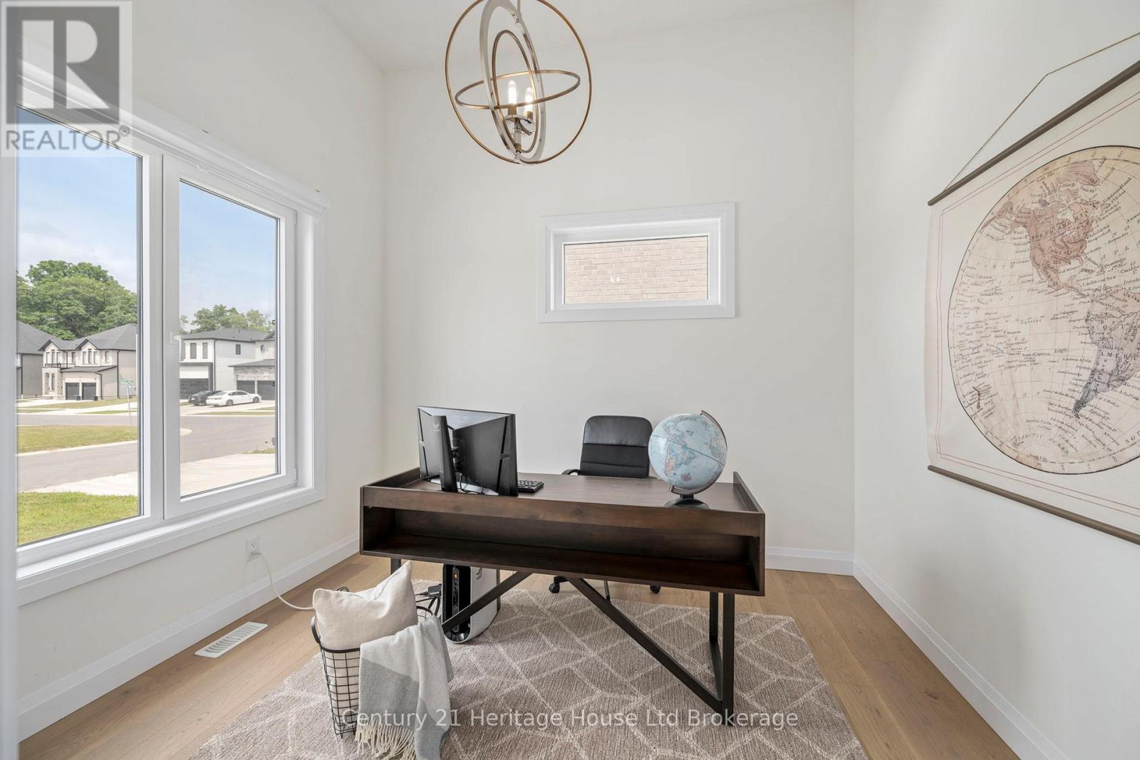 2363 Bakervilla Street, London South (South V), Ontario  N6P 0H4 - Photo 6 - X12757626