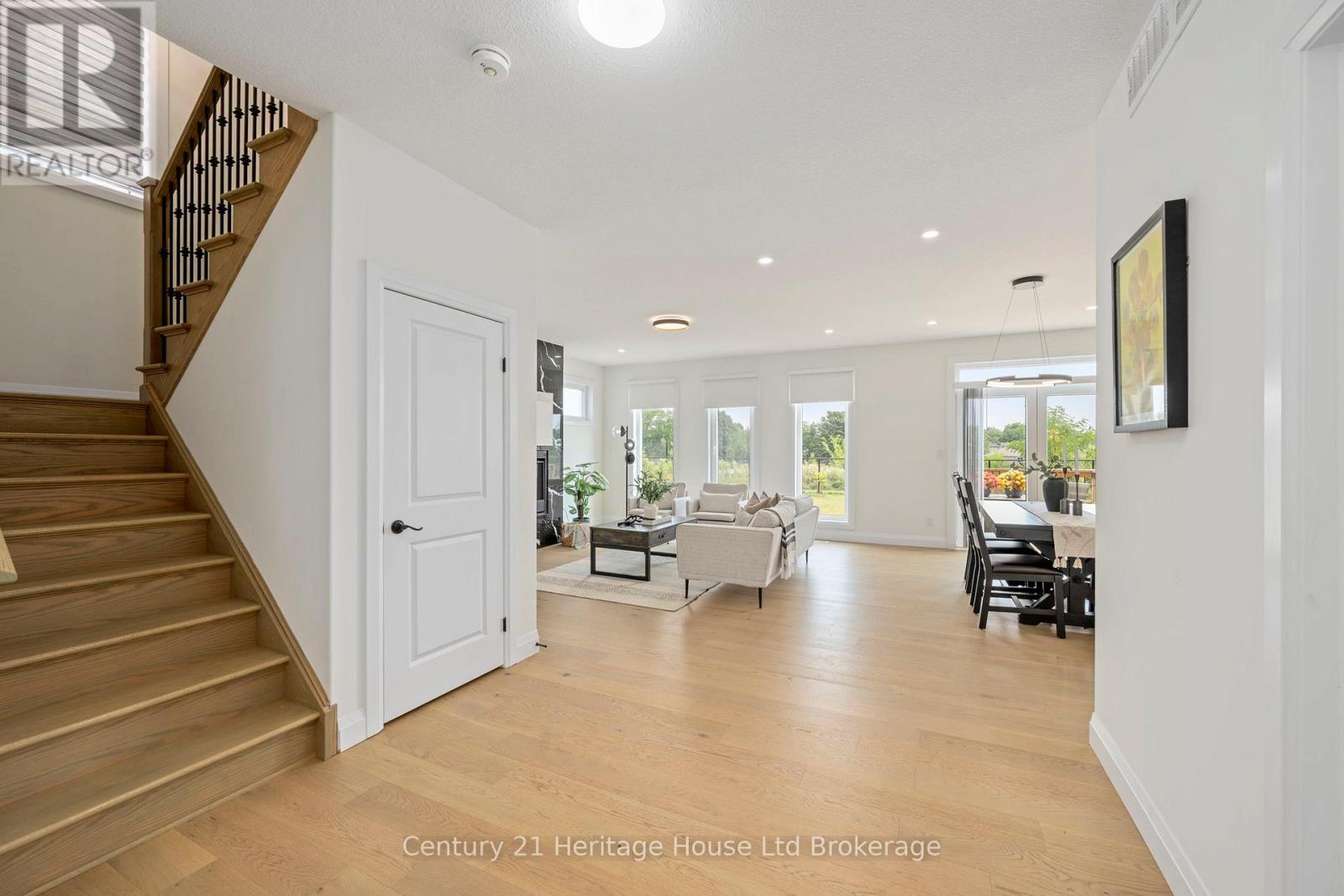 2363 Bakervilla Street, London South (South V), Ontario  N6P 0H4 - Photo 7 - X12757626